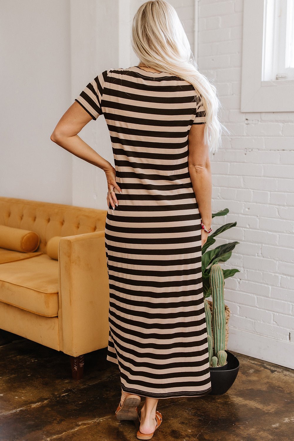 Black Stripe Casual Round Neck T-shirt Maxi Dress with Pockets - Goddess Vibes
