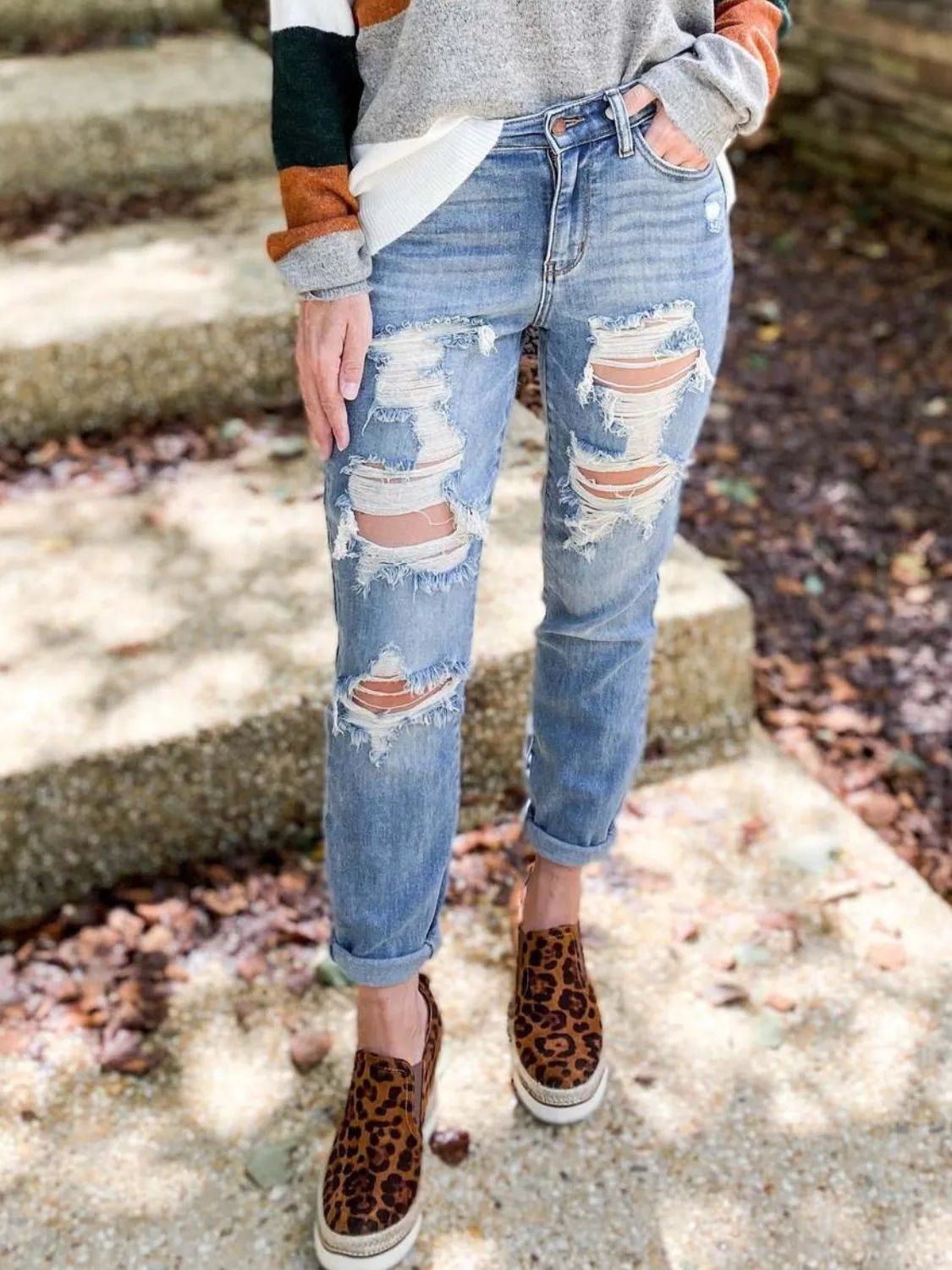 Distressed Skinny Jeans - Goddess Vibes