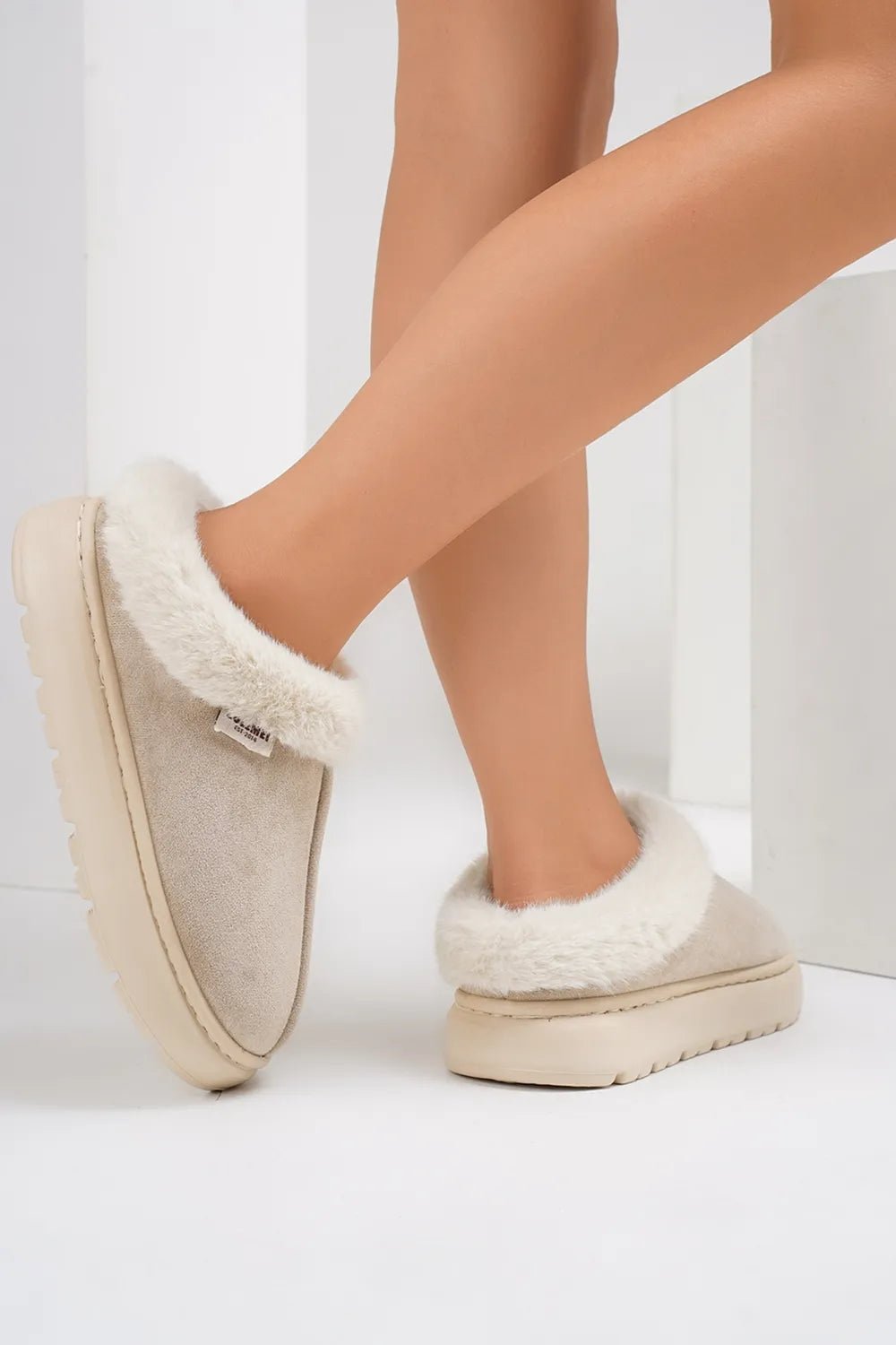 Furry Round Toe Platform Slippers - Goddess Vibes