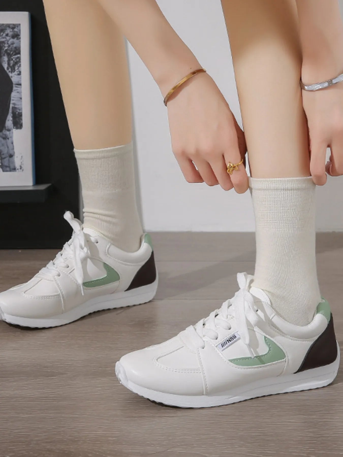 Round Toe Contrast Sneakers - Goddess Vibes